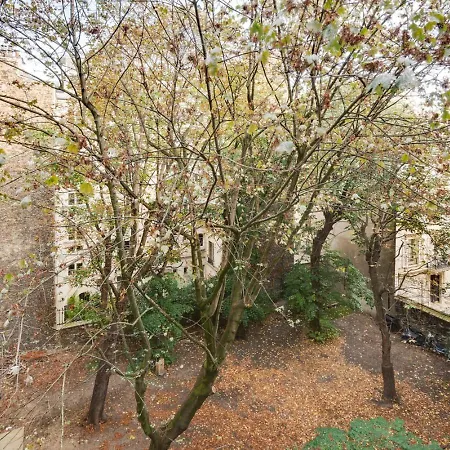 Fontanelle - 2 A Batignolles Париж
